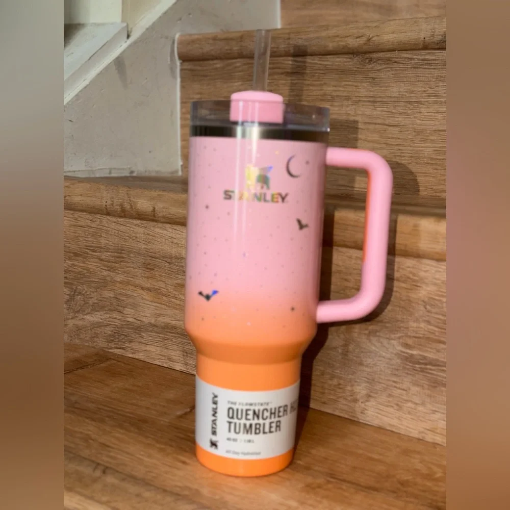 Stanley Halloween H2.0 Flow state Quencher Tumbler | 40 oz | Spellcast Pink New - Picture 2 of 4